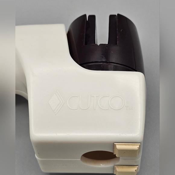 Vintage Cutco Kitchen Knife Sharpener Hand Held Pull Through Manual White Brown - Picture 2 of 8